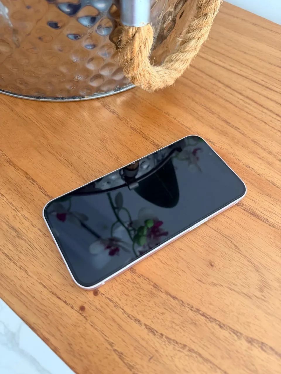 Iphone 13 rosa 128GB completamente original - Foto 2