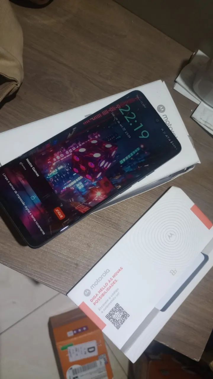 Celular Motorola G06 1 mês de uso 
