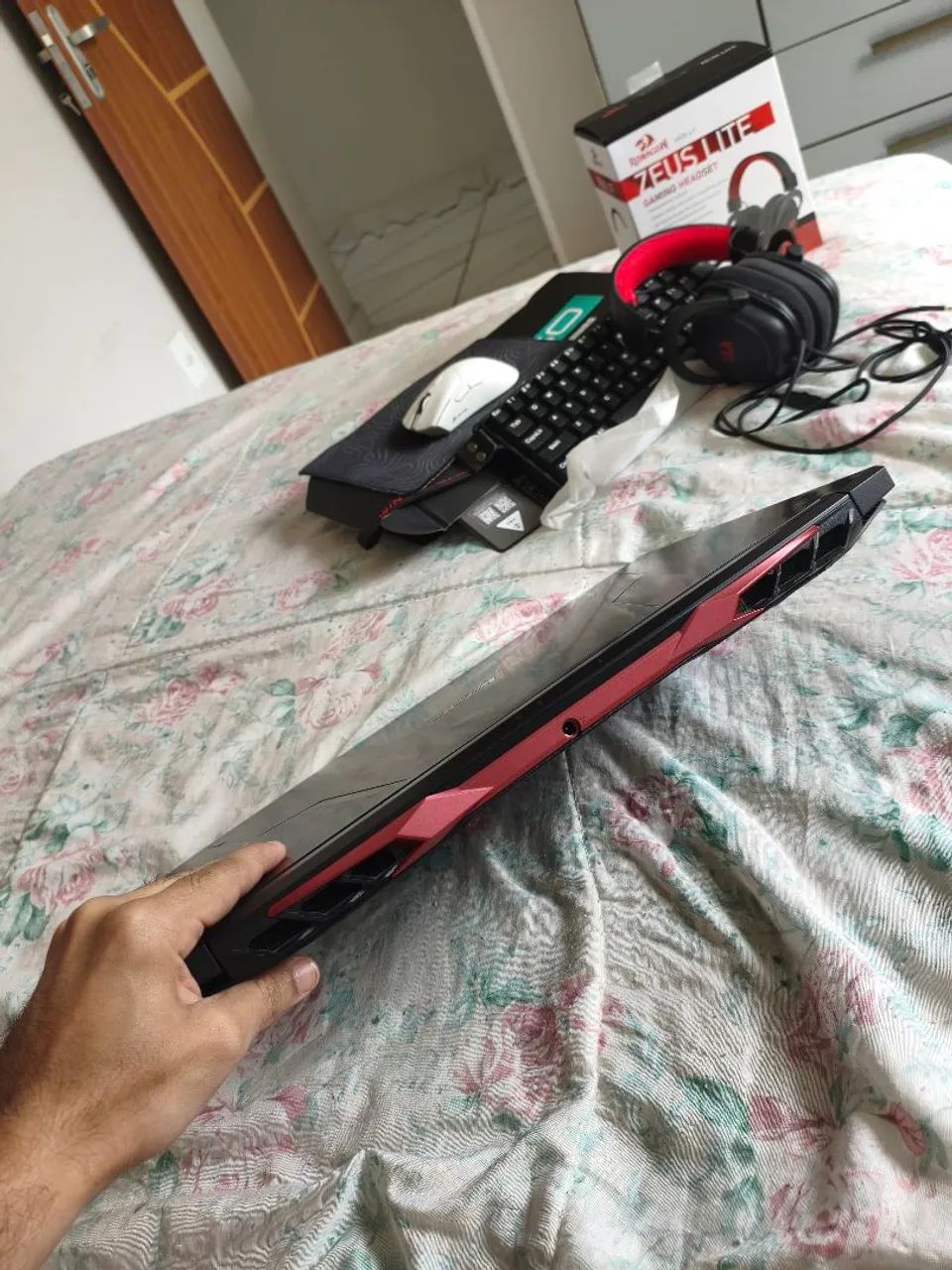 Acer Nitro 5 + Periféricos - Foto 2