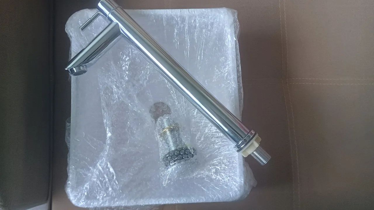 Overmount Sink with Click Valve and Faucet