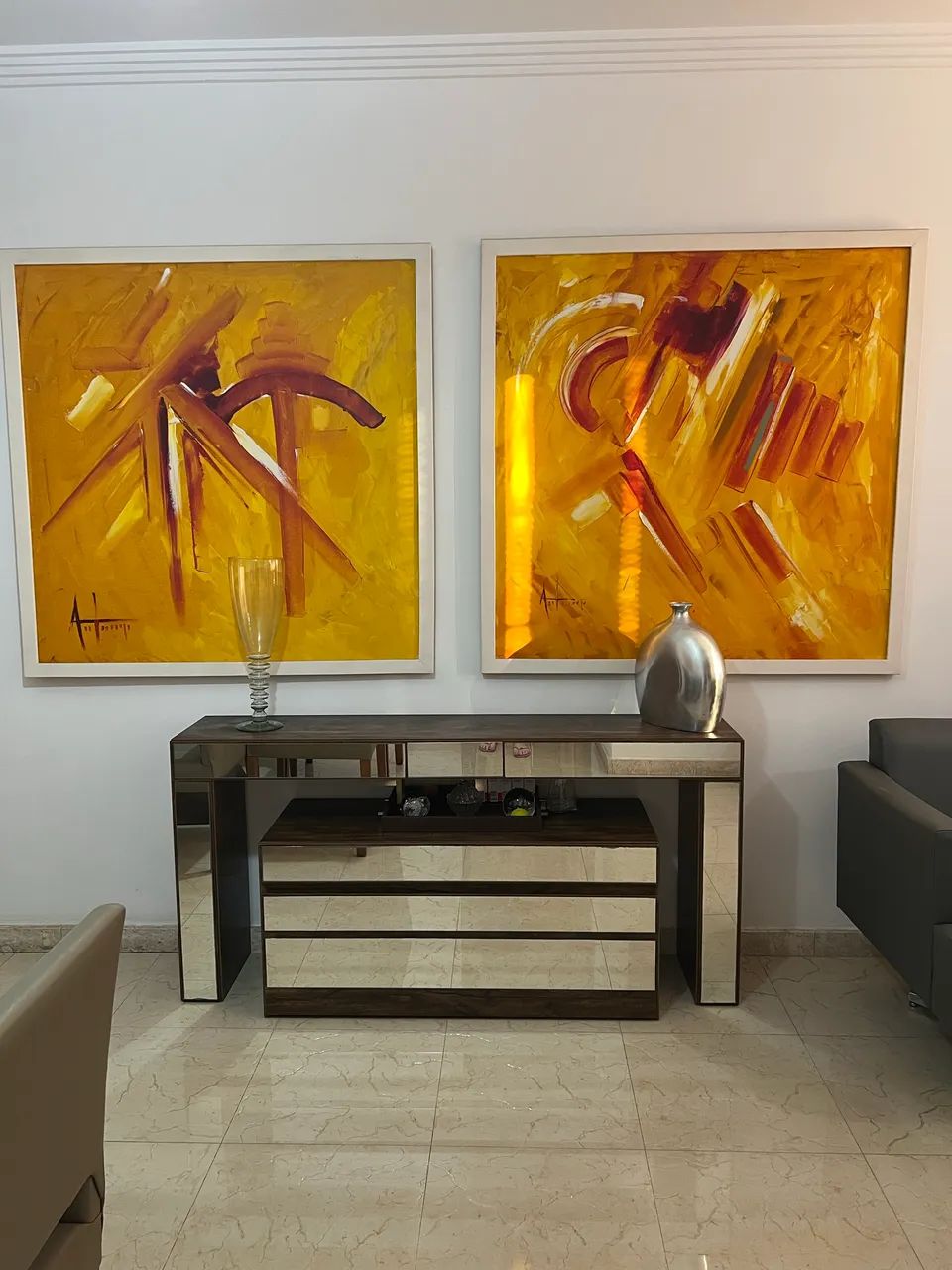 Aparador com painel 