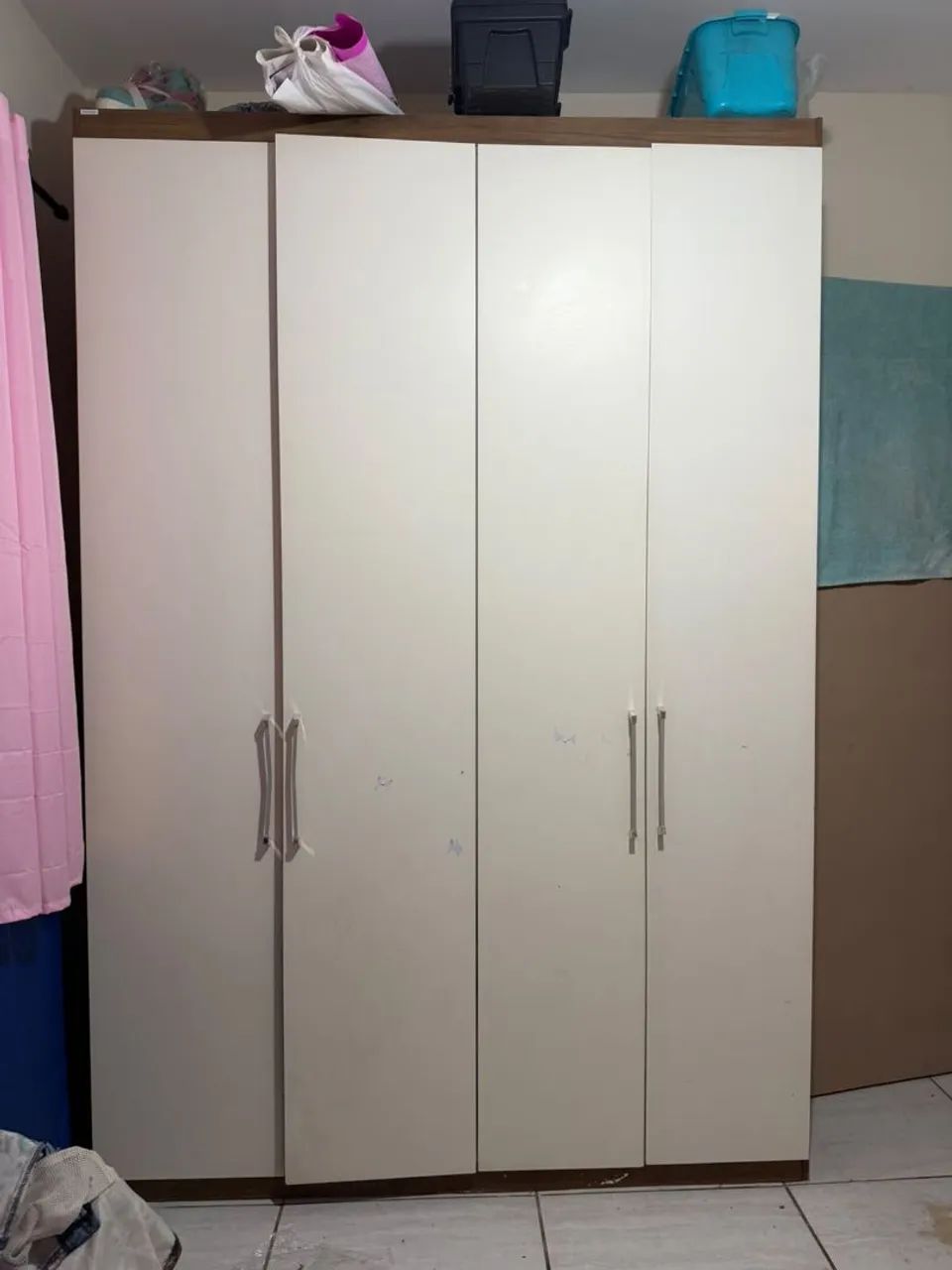 Guarda roupa 4 portas 