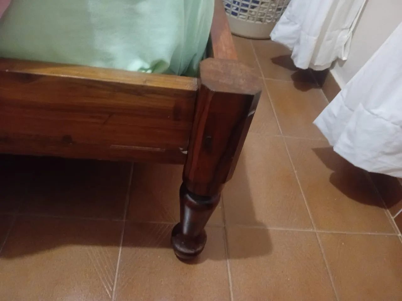 Cama madeira violeta  - Foto 4