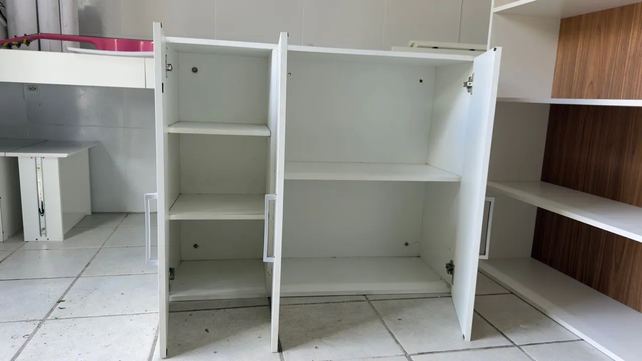 Armário Multiuso Branco 1,20 x 0,80 m com Prateleiras