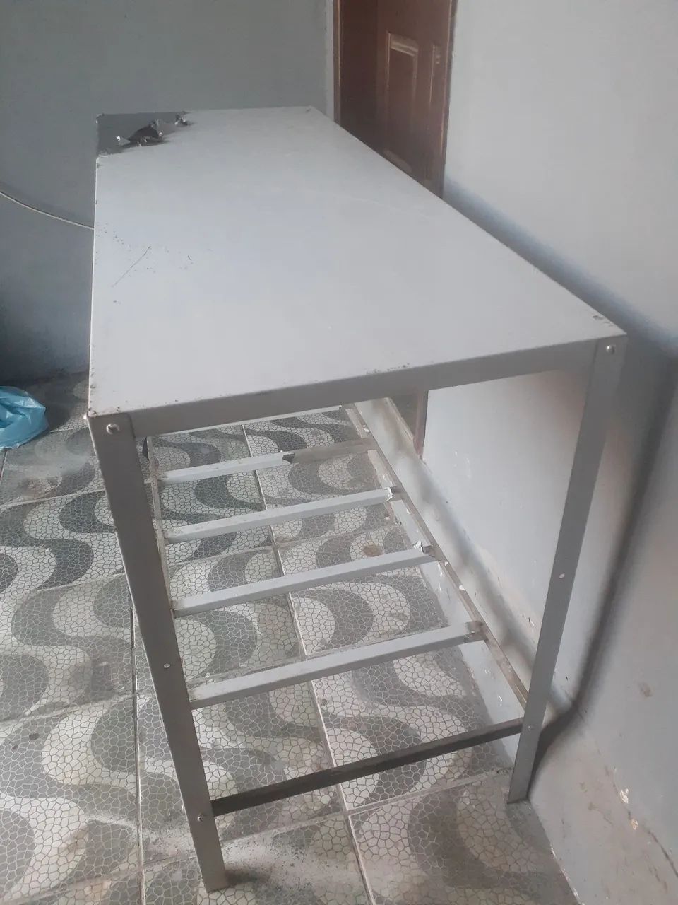 Vendo   mesa   /  BANCADA.   Alumínio  inox   - Foto 2