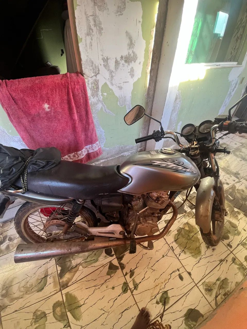 Titan 125 - Foto 2
