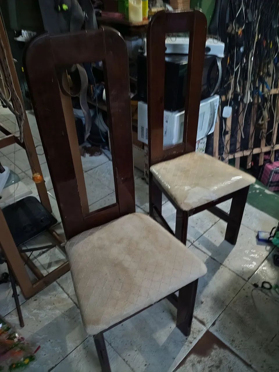 Cadeira diferenciada 50$ cada  - Foto 4