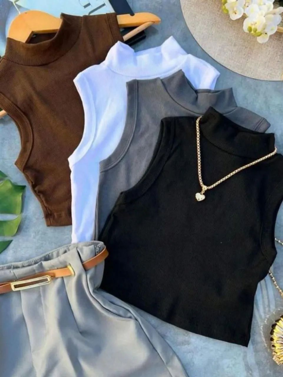 Blusas Femininas Básicas ideal para qualquer Ocasião  - Foto 2