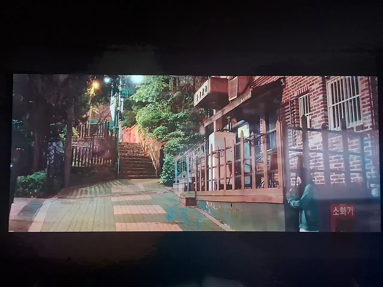 Vendo tv smart 50 polegadas nova!!