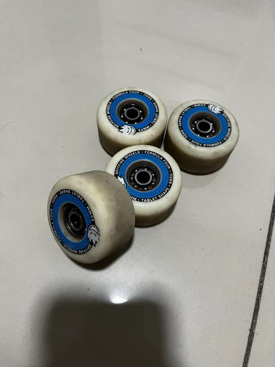 Spitfire Tablets 52mm + Rolamentos red bones - Esportes Sobre