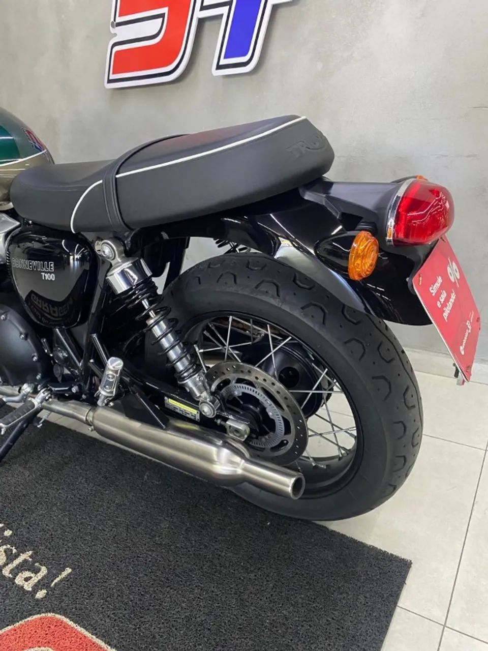 Triumph - Bonneville T100 - 2024 - Foto 5