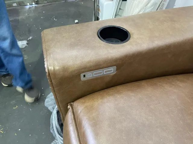 Sofá automatizado couro 8 lugares  - Foto 3