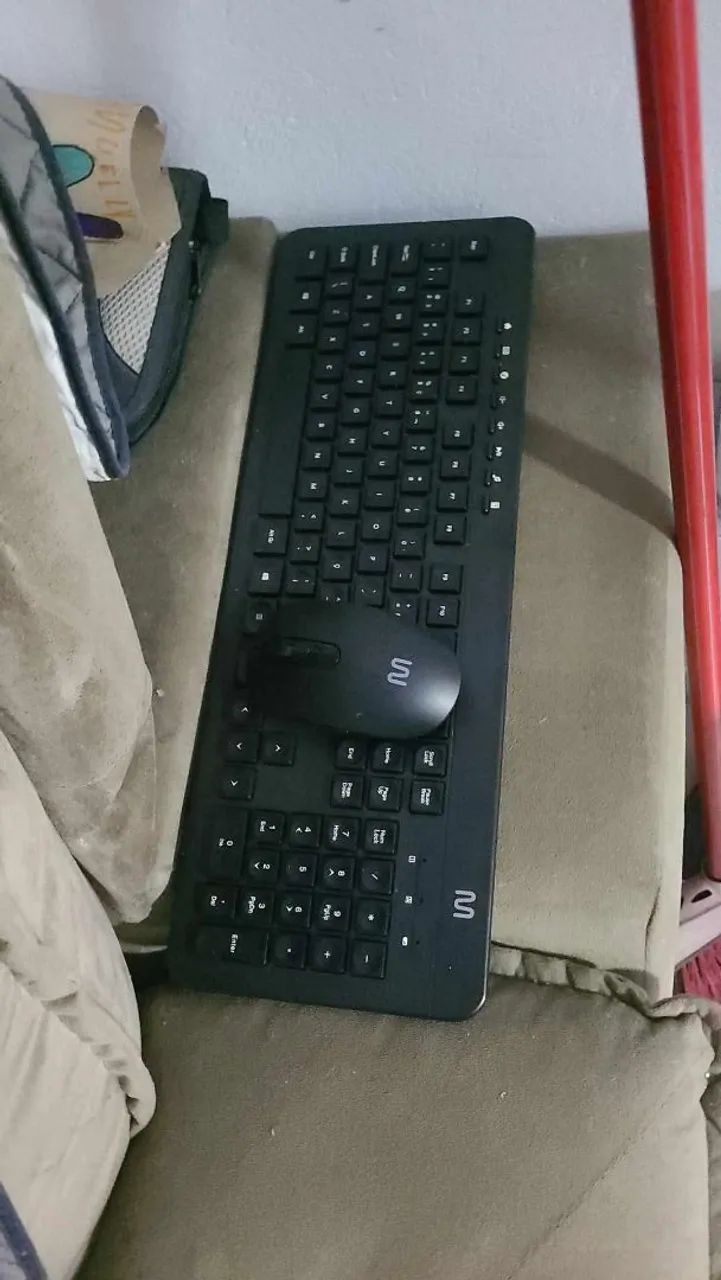 Teclado e mouse sem fio novos