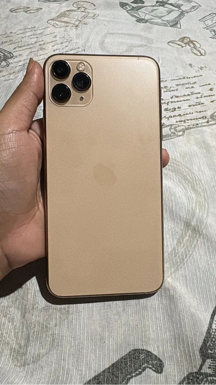 iPhone 11 Pro Max  - Foto 2