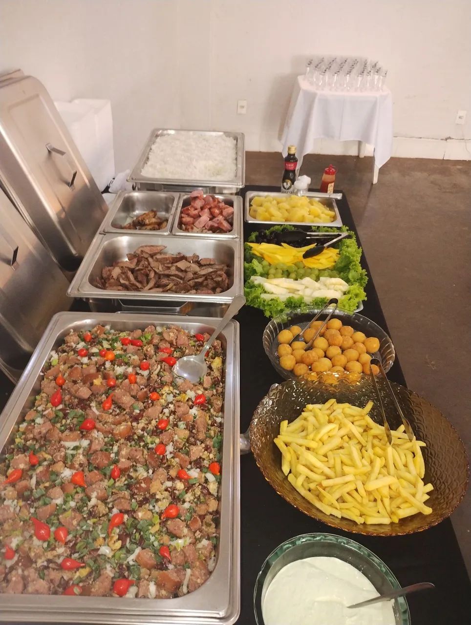 Churrasqueiro/Cozinheira e Bufê completo a domicílio( melhor preço e qualidade da região) - Foto 3