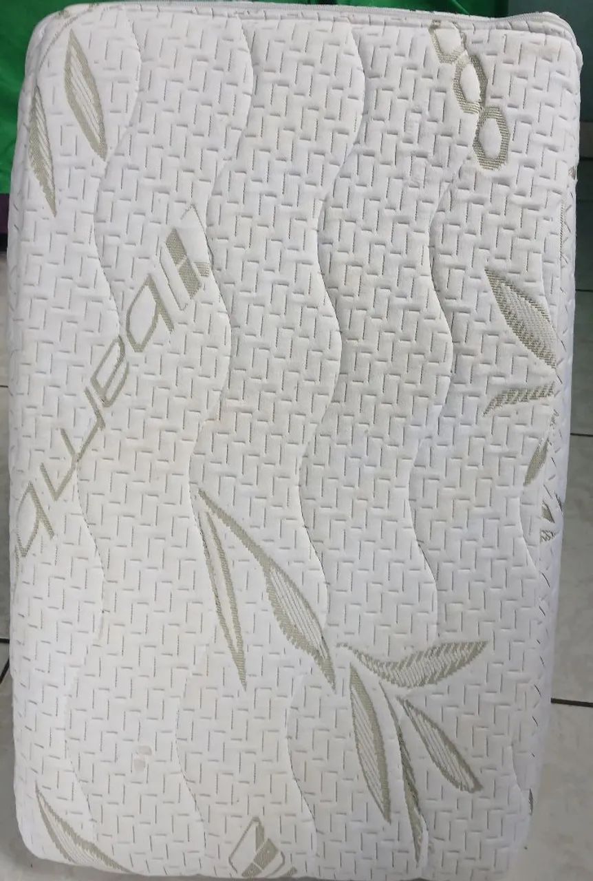 Encosto triangular  - Foto 2