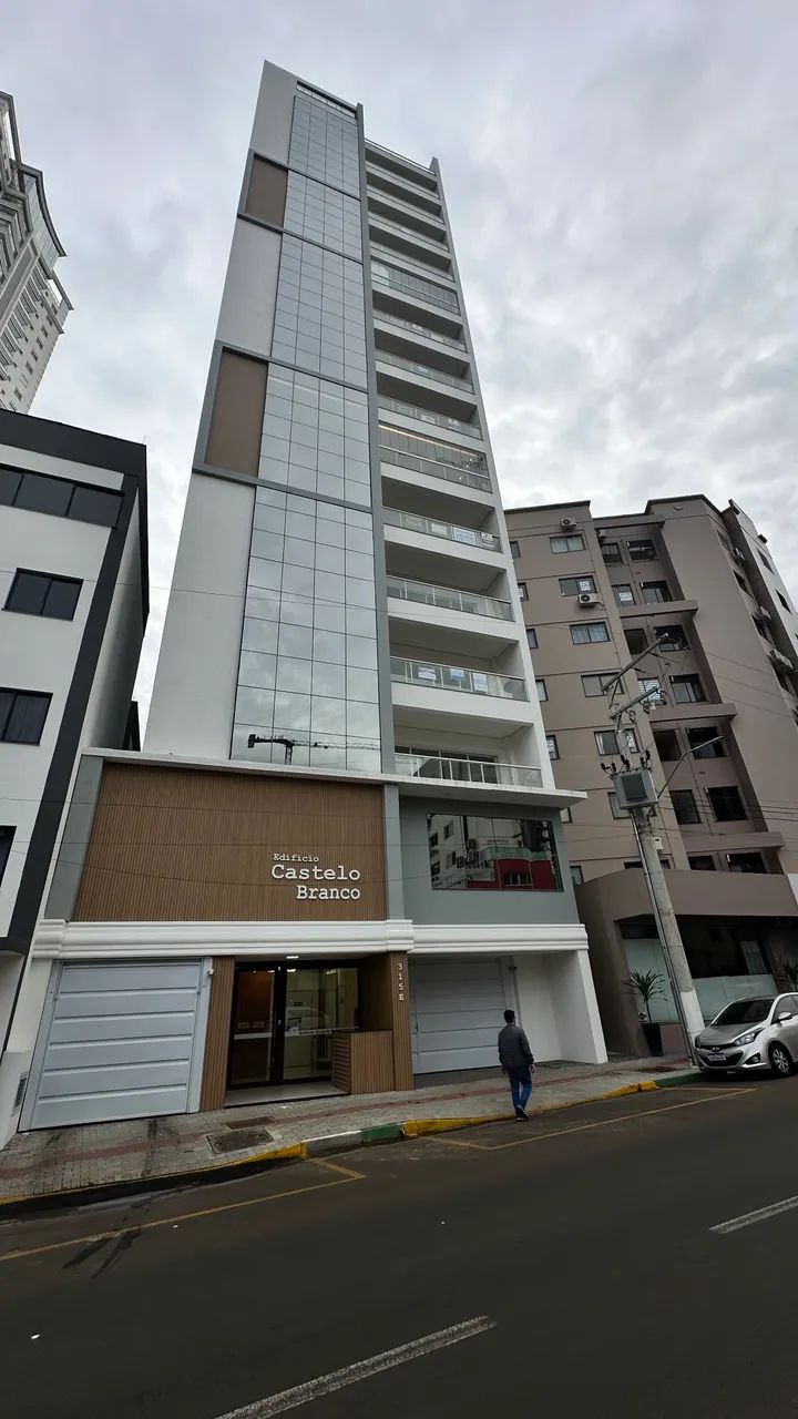 Apartamento 4 dormitórios em frente a AABB