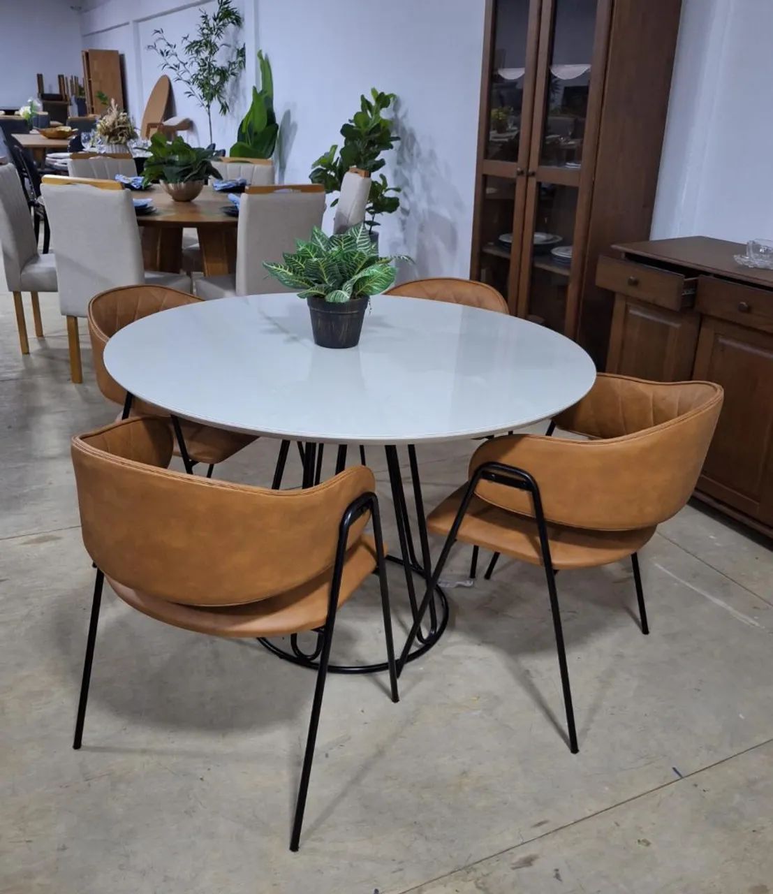Mesa de Jantar Redonda Rubi 1.20x1.20m