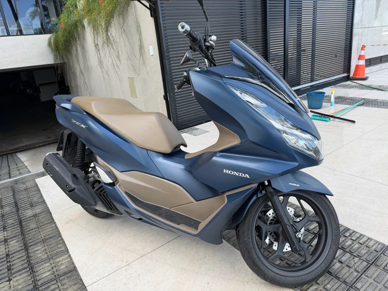 HONDA PCX DLX 2024 - Foto 3