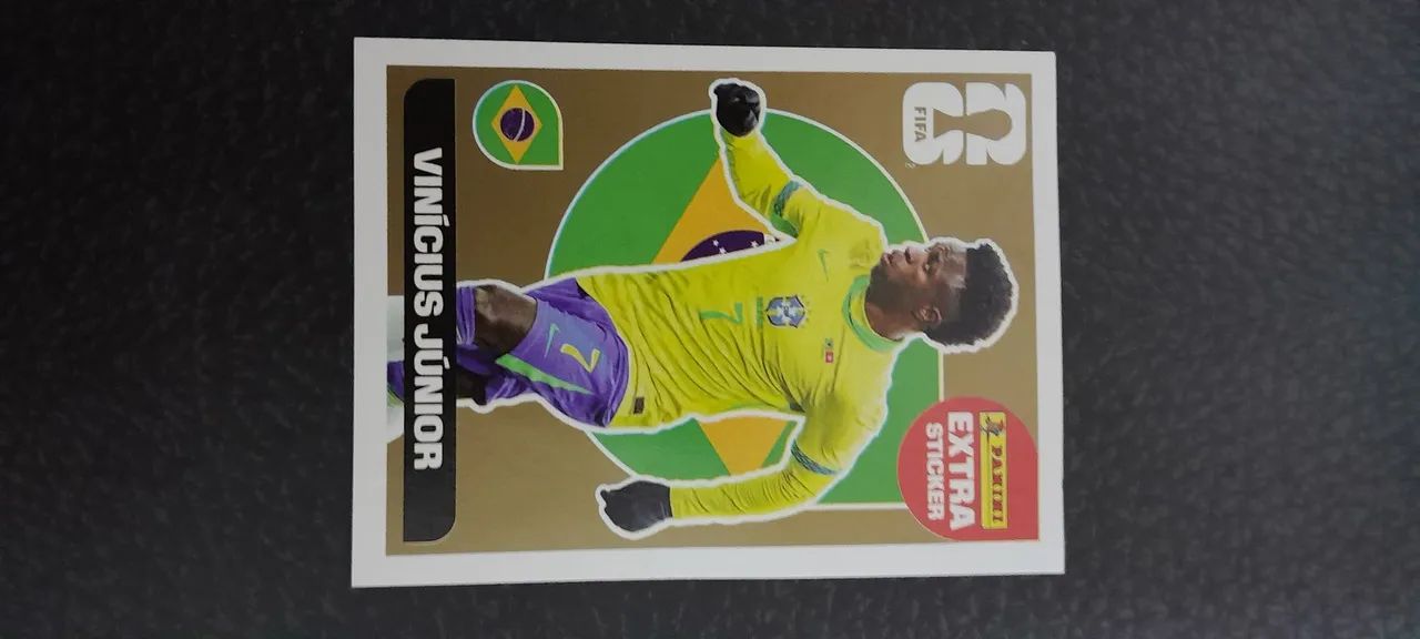 Figurinha copa VINI JUNIOR ouro original  - Foto 2