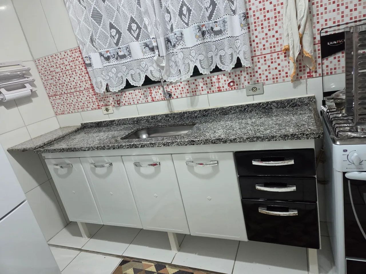 Gabinete de cozinha com pia