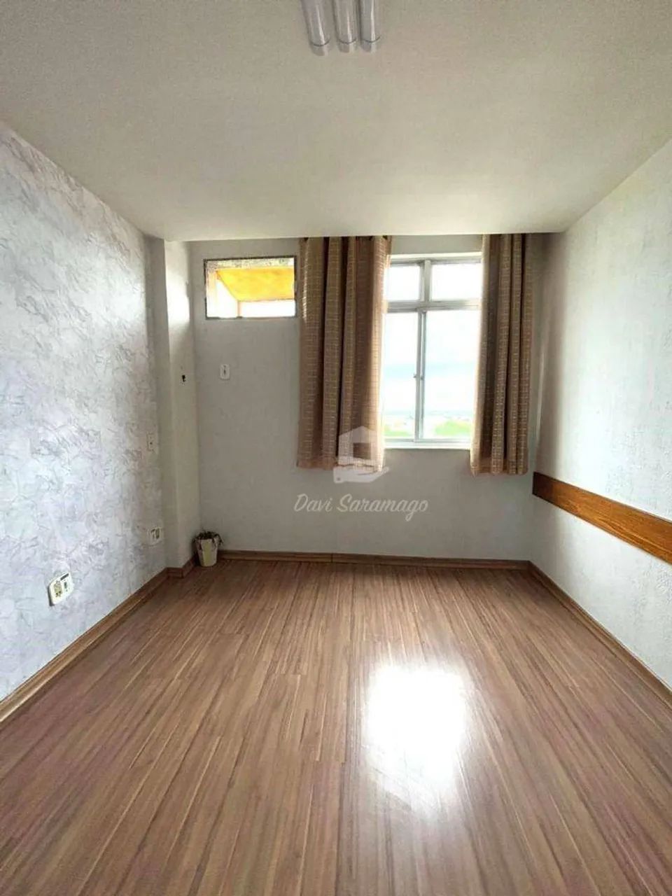 Sala Comercial na Rua Alfredo Backer - Foto 2