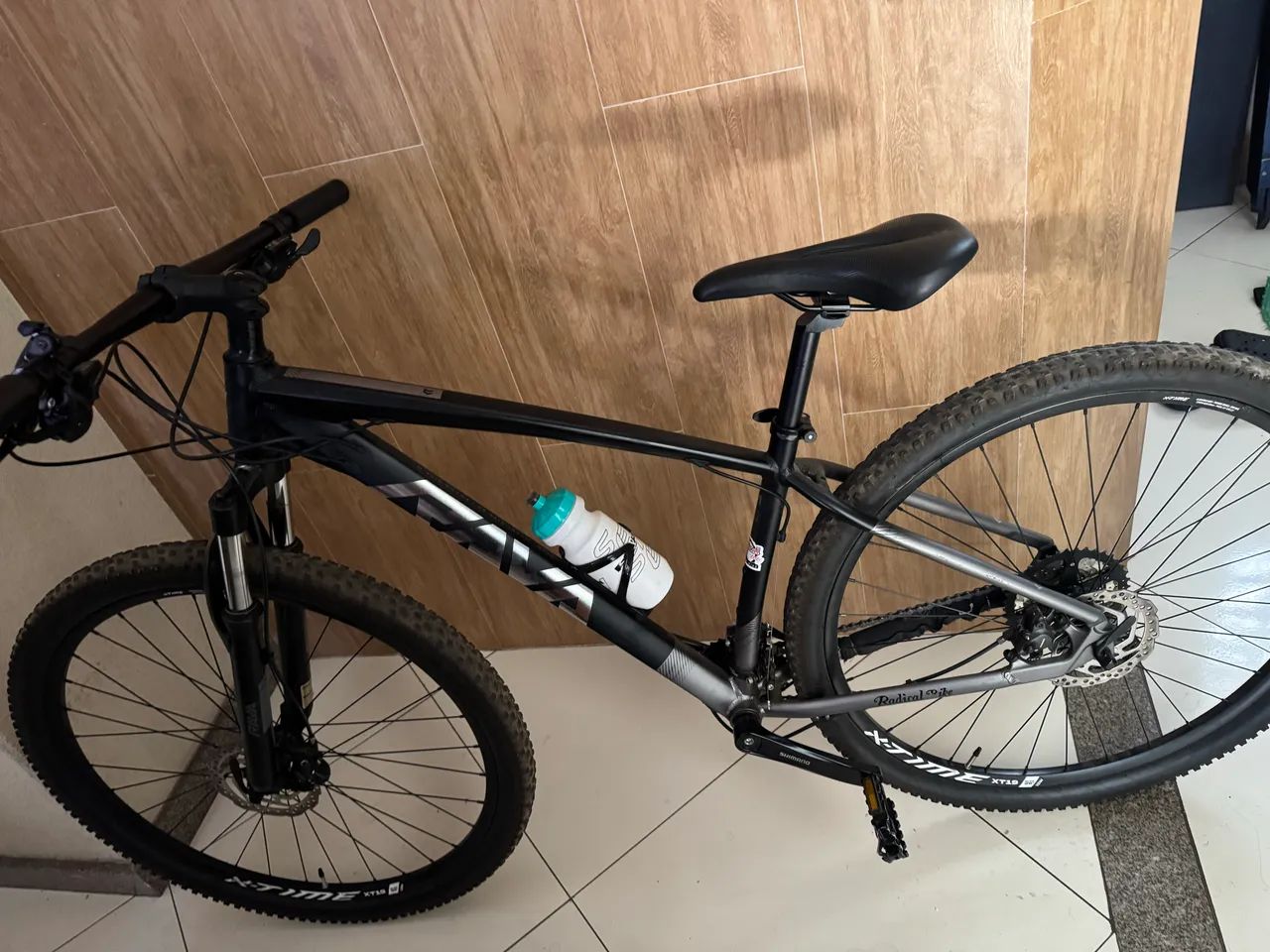 Vende bicicleta muito nova  - Foto 4