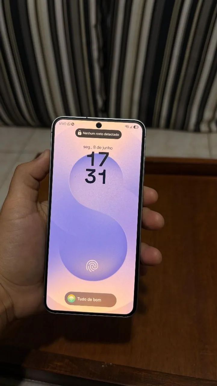 S25 base 256gb