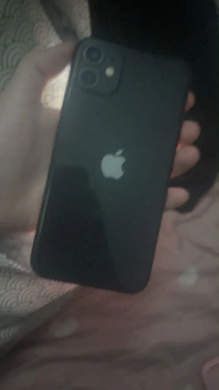  Celular iPhone 11