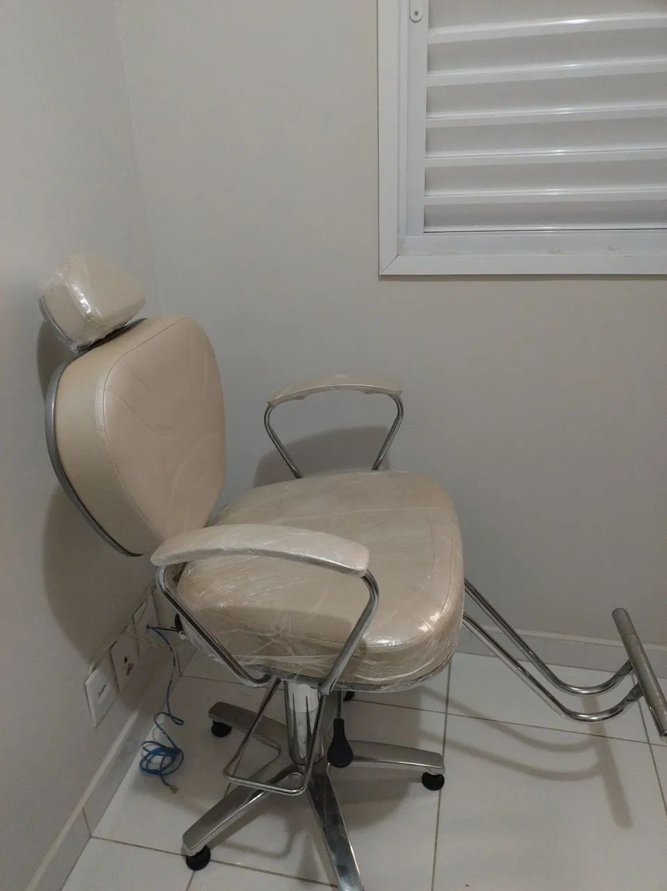 Cadeira para maquiadora profissional  - Foto 2