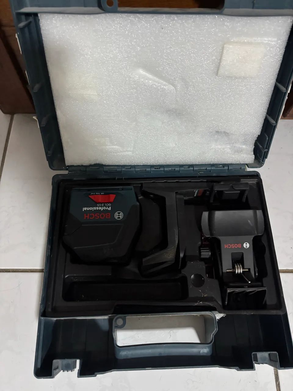 Nível a Laser e Tripé Bosch