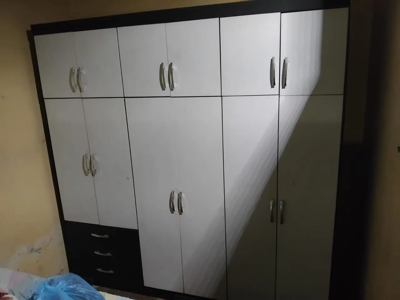 QUARDA- ROUPA 