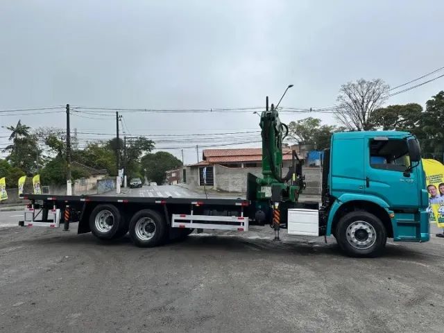 Vw 26-320 2024 6x2 particular com munck  - Foto 4