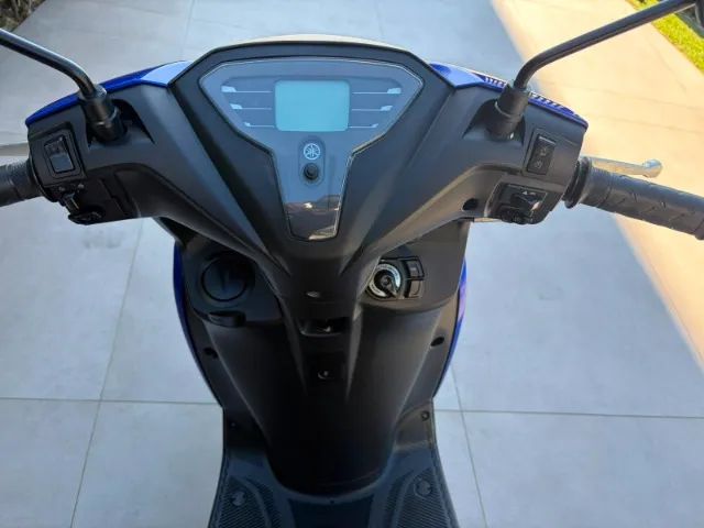 YAMAHA FLUO 125 - Foto 4
