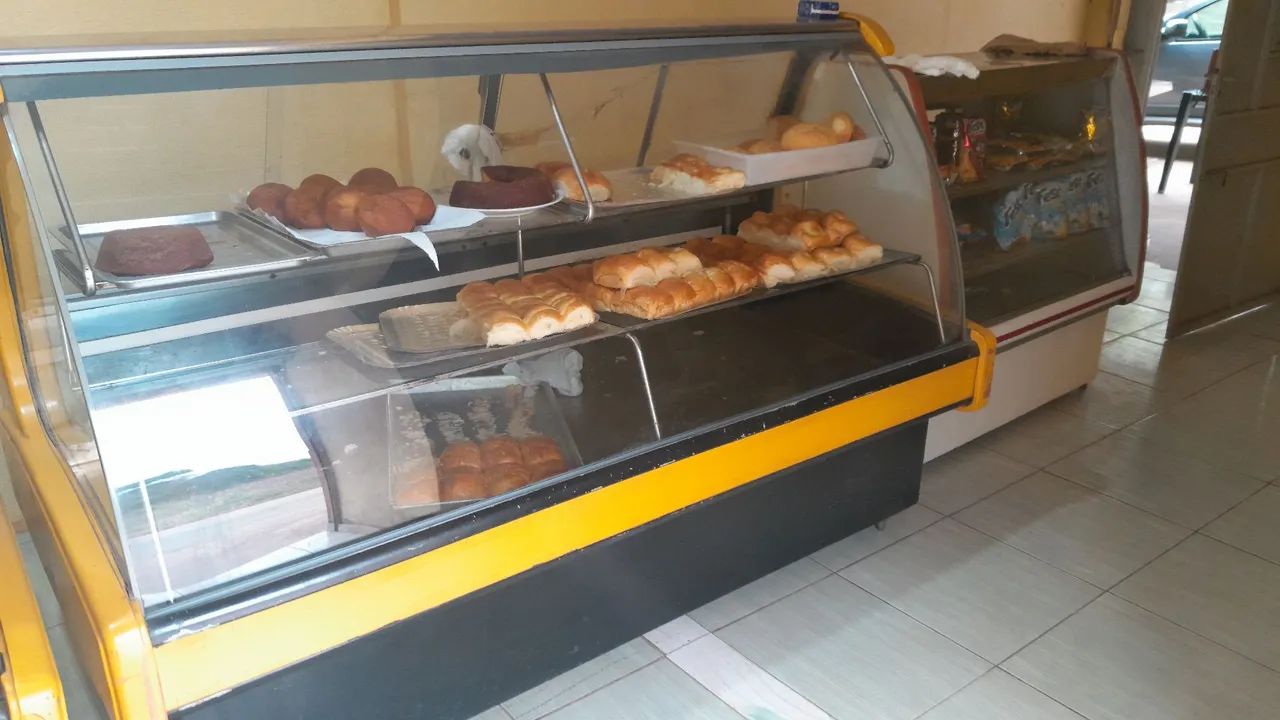 Balcao expositor de pão 