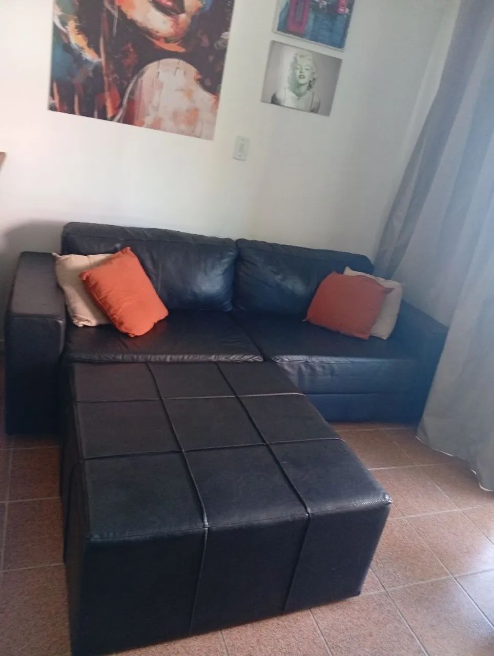 Sofá 100% Couro Legítimo Preto 3 Lugares (Impecável / Pouco Uso) - Foto 4