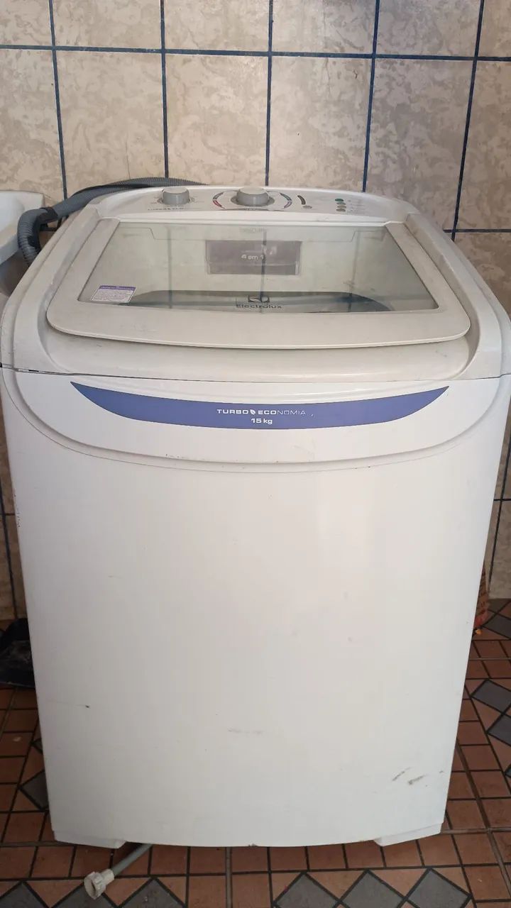 Máquina 15kg Eletrolux 