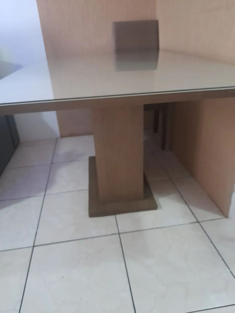 Mesa madeira com tampo de vidro  - Foto 3