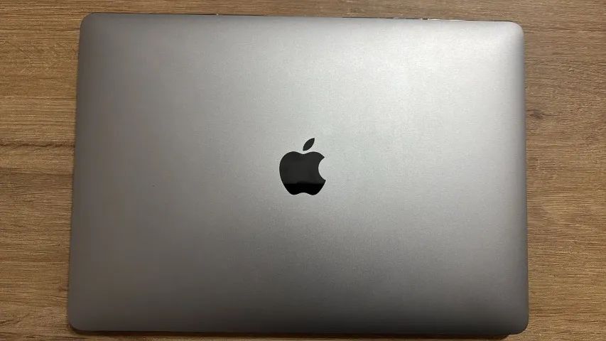 MacBook Pro 13" M2 | 24GB RAM | 1TB SSD | Touch Bar | NF - Foto 2