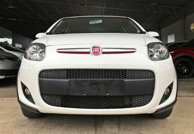 Fiat Palio Sporting 1.6. Branco 2015/2016