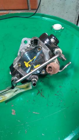 Bomba Injetora Ford Transit 2.4 Cód.: 6C1Q9B395BE - Foto 2