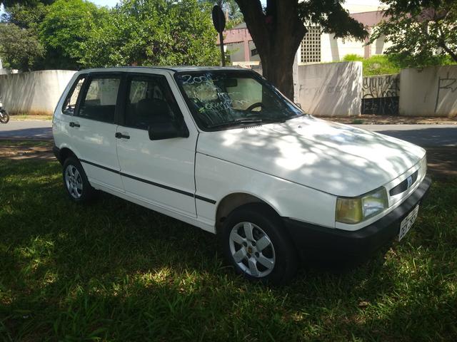 Uno 2001 Oferta