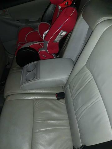 Vende-se Carro Corolla Fielder