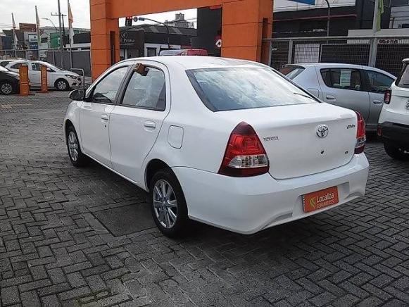 ETIOS 2019/2020 1.5 X PLUS 16V FLEX 4P AUTOMÁTICO - Foto 11