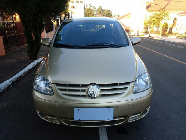Volks Fox 1.6 4 Portas - Foto 7