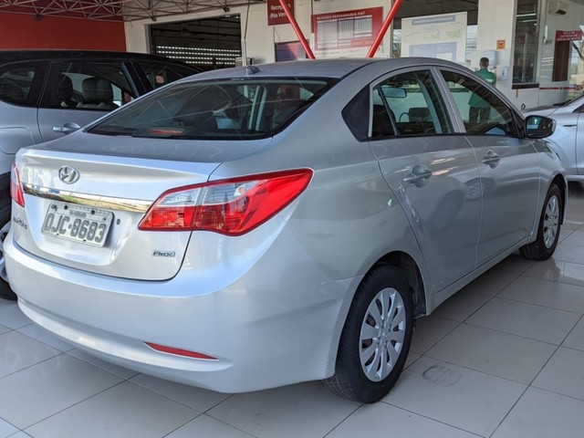 HYUNDAI HB20S 1.0M 4P