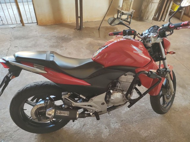 VENDO CB 300 R 2014/2014   ACEITAMOS CART?O  