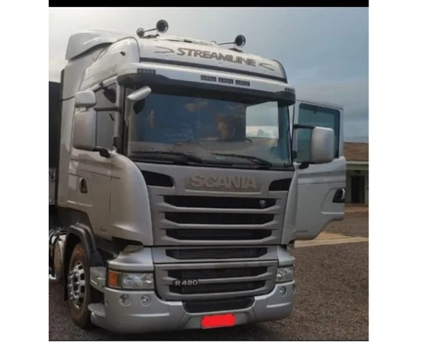 SCANIA HIGHLINE 480 TRAÇADO 6X4 2016
