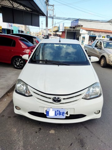 ETIOS HATCH X 1.3 2017 MANUAL