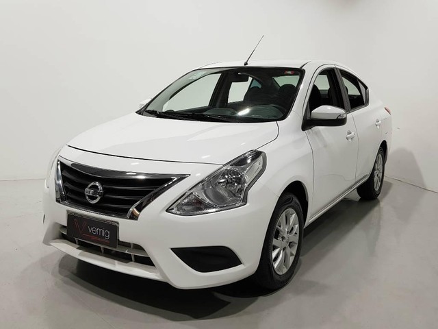 NISSAN VERSA SV 1.6 CVT XTRONIC FLEX